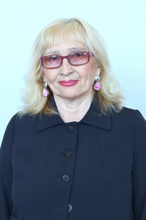 Макарова Валентина Михайловна.